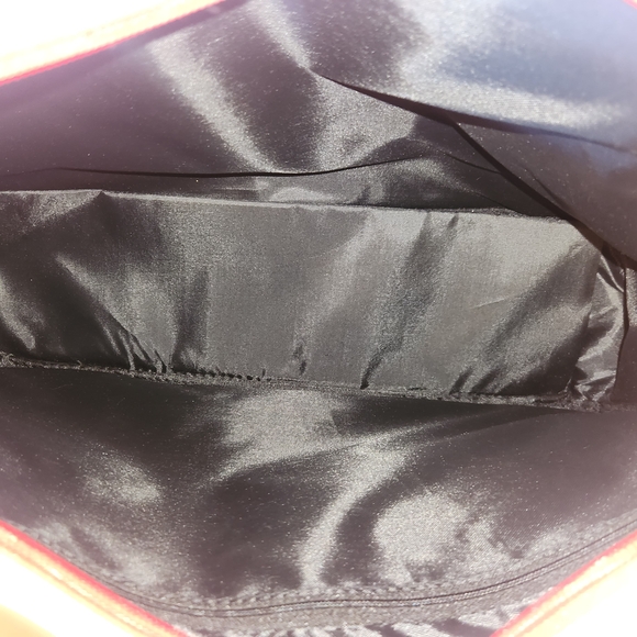 Red and White Retro Shoulder Bag with Sporty Design - Picture 13 of 14